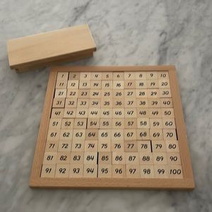 Montessori 100 Board